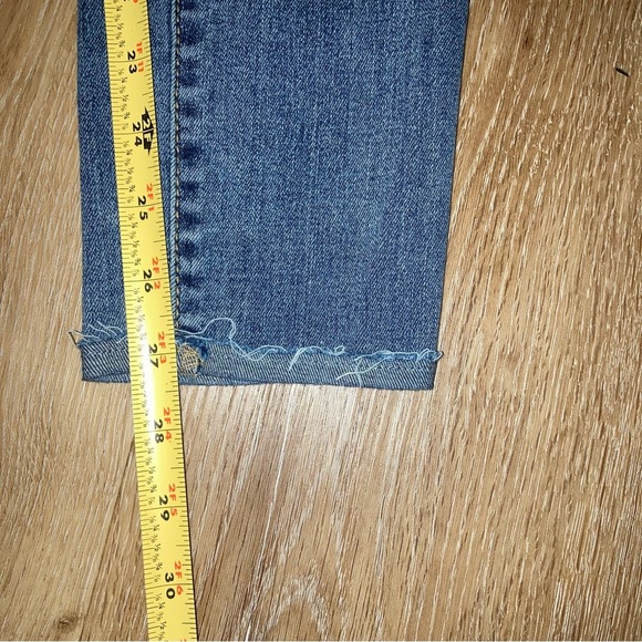 Isabel Women’s Maternity Blue Jeans with Elastic Waistband | Size 4 | Mommy - Picture 6 of 8